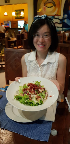 M&M's Pizzeria & Spaghetteria - การบริการอาหารและที่พัก