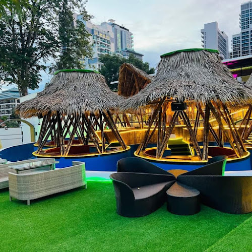 River Garden - Fine Dining Restaurant in Pattaya - อำเภอบางละมุง