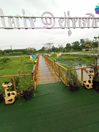 ชายทุ่ง@ท่าปาบ - การบริการอาหารและที่พัก