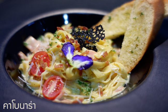 S Cafe & Bistro - การบริการอาหารและที่พัก