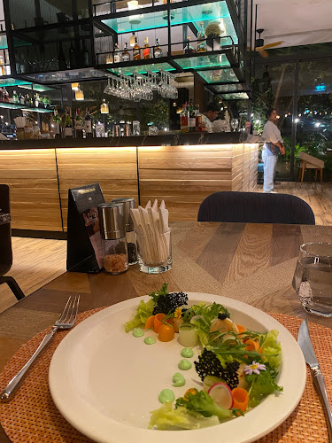 Butcher's Garden - อำเภอกะทู้