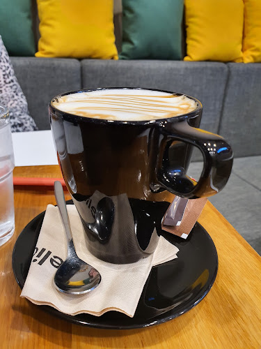 Deli CaFe' Shell Korat - อำเภอเมืองนครราชสีมา