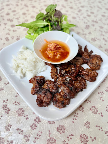 Opinii despre ครัวคุณฟ้าเวียดนามสะใภ้ไทย în อำเภอเมืองพิษณุโลก - การบริการอาหารและที่พัก