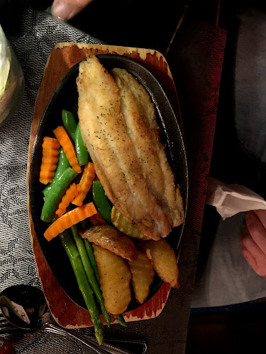 ป่าตอง ซันเซ็ท วิว เรสเตอร์รอง - อำเภอกะทู้