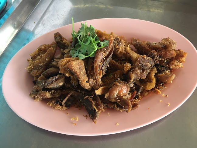 เจ้ก้อย ไก่หุบบอนแหลมฉบัง