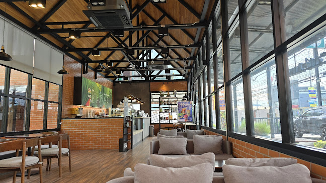 Opinii despre Café Amazon@ศรีวารี în อำเภอบางพลี - การบริการอาหารและที่พัก
