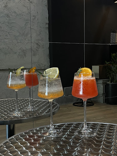 คอฟฟี่​ (หน้าอนุสาวรีย์ย่าโม) - อำเภอเมืองนครราชสีมา