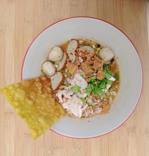 ก๋วยเตี๋ยวเรือบ้านย่า