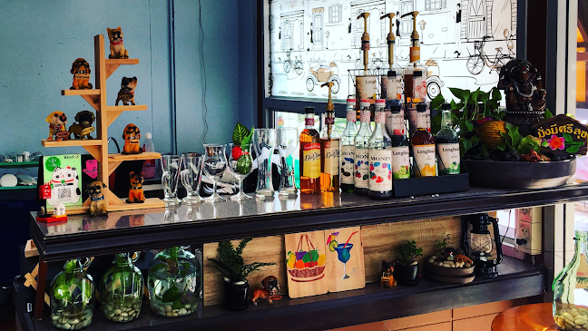 หนึ่งสยาม คอฟฟี่ คาเฟ่ และอาหาร