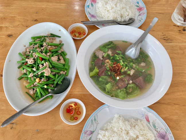 Comentarii opinii despre ร้านอาหารบ้านแสนสุข( Bansansuk)​