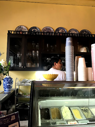 Singora GELATO - การบริการอาหารและที่พัก