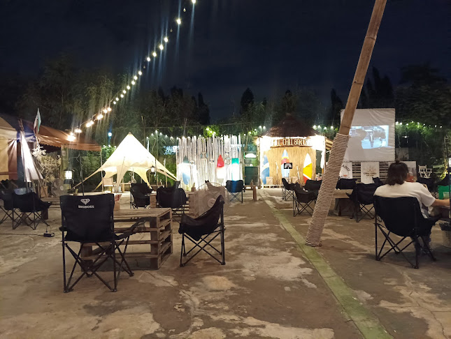 Chill Chill Bar camp