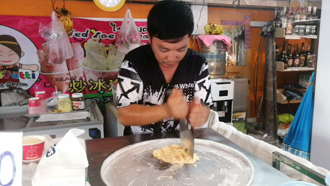 ร้านไอติมผัด Tutti Fruti ภูเก็ต - เมือง