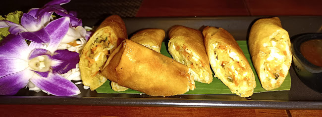 ครัวมาลี เฉวง - การบริการอาหารและที่พัก