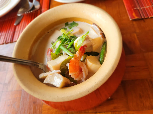 Opinii despre ออน เดอะ ร๊อค în อำเภอเมืองภูเก็ต - การบริการอาหารและที่พัก