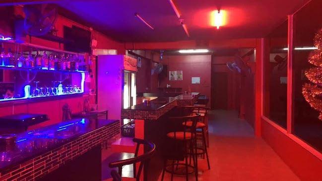 Comentarii opinii despre Red hot bar