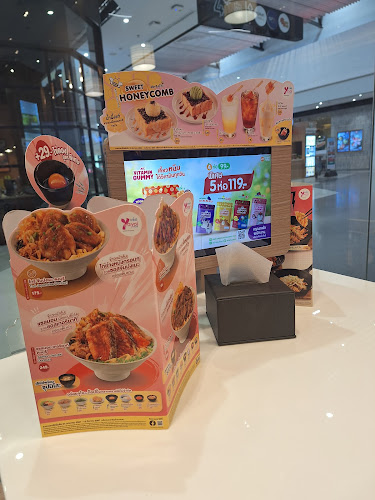 Opinii despre French Kitsch Café - Central Korat Store în อำเภอเมืองนครราชสีมา - การบริการอาหารและที่พัก