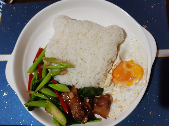 Opinii despre เวียงพิงค์ ป่าตอง în อำเภอกะทู้ - การบริการอาหารและที่พัก