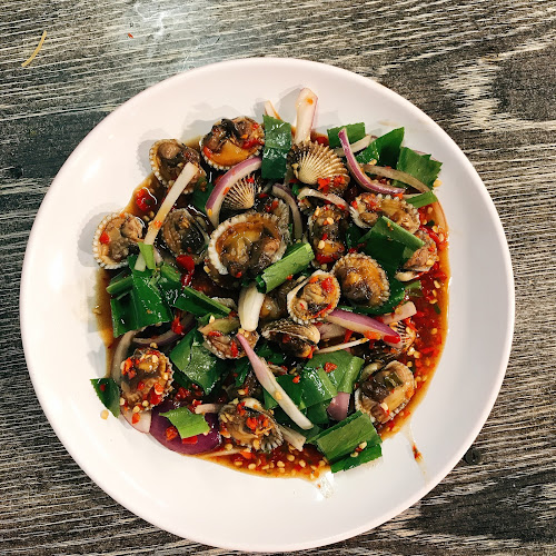 Opinii despre รุมยำ Rum-Yum เซ็นโทซ่า มะลิวัลย์ în เมือง - การบริการอาหารและที่พัก