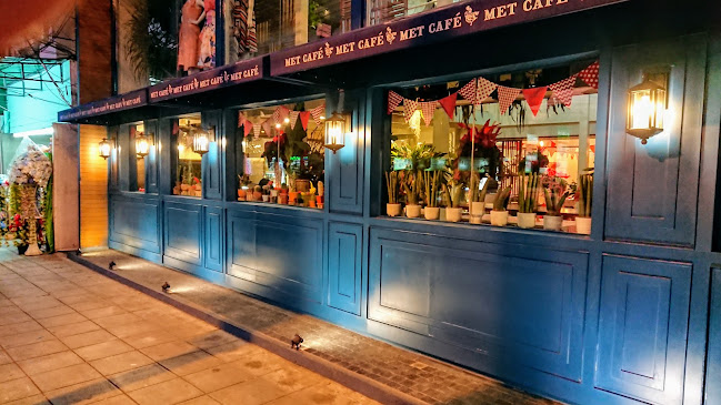 Comentarii opinii despre MET CAFE