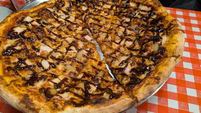 The Pizza Joint - การบริการอาหารและที่พัก