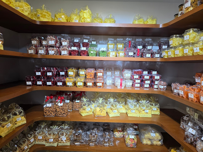 ร้านบ้านช็อคโกแล๊ต - การบริการอาหารและที่พัก