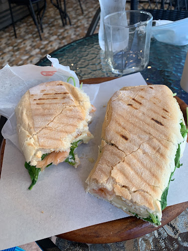 Opinii despre Dolci & Delizie în อำเภอเมืองภูเก็ต - การบริการอาหารและที่พัก