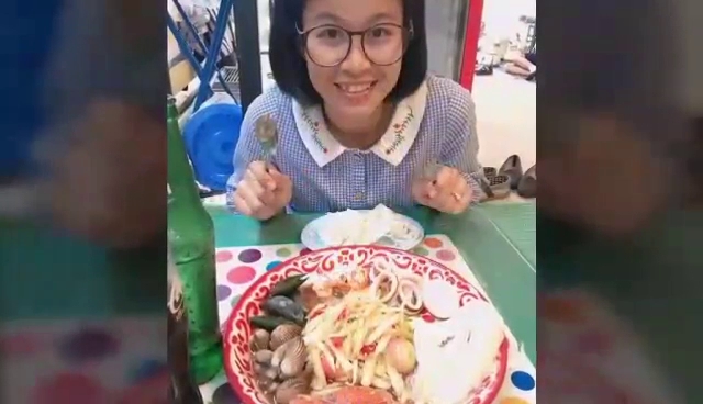 คุณนายตำละยำ - การบริการอาหารและที่พัก