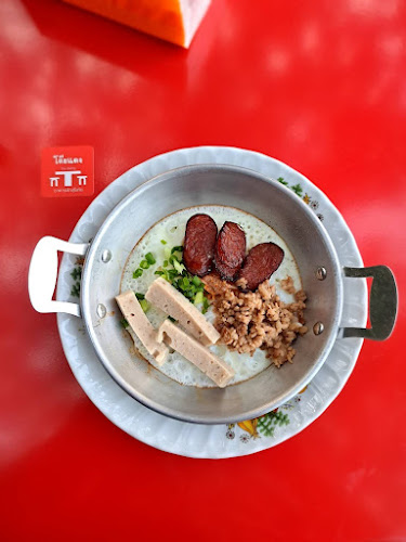 Comentarii opinii despre โต๊ะแดงอาหารเช้าสุโขทัย