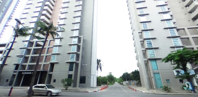 Opinii despre Five Crossing în อำเภอปากเกร็ด - การบริการอาหารและที่พัก