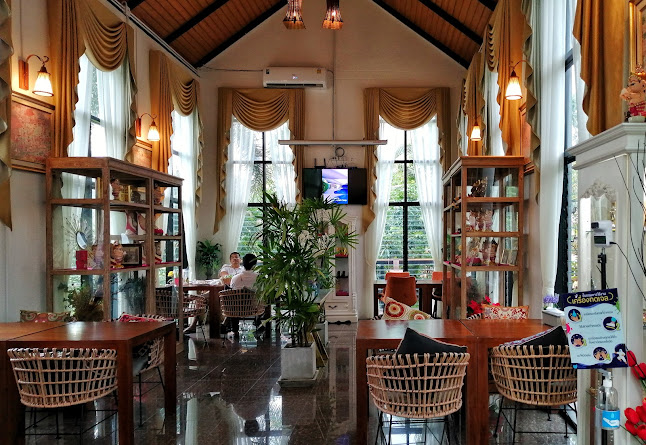 Les Palm De' Cafe' - Muang