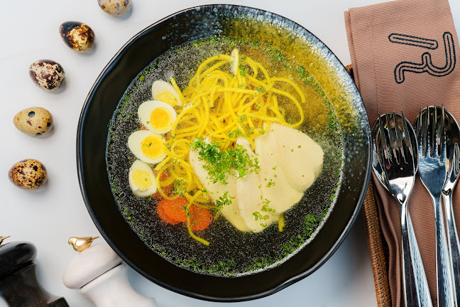 Robbi Seafood. Pasta. Pizza - อำเภอถลาง