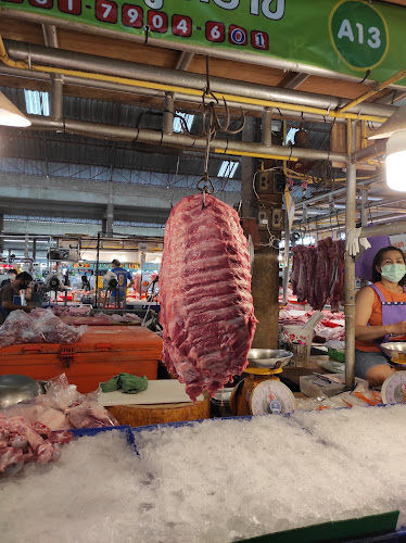 ตลาดย่าโม