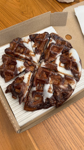 กาแฟชายทุ่ง - การบริการอาหารและที่พัก