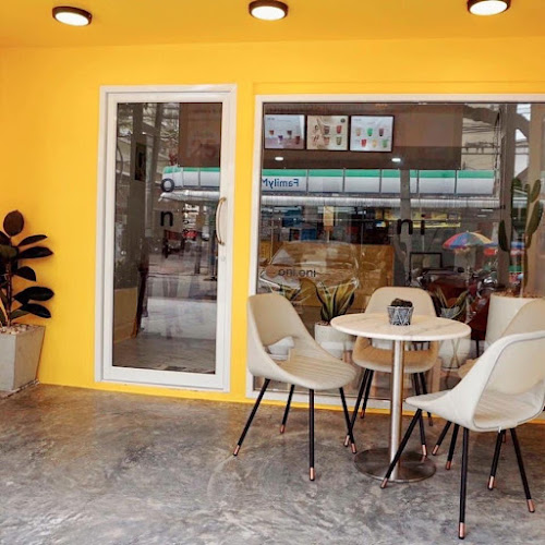 oni milk & tea พัทยา ซอย บัวขาว - การบริการอาหารและที่พัก