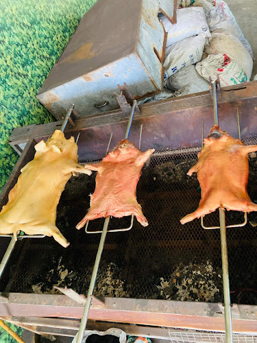 Opinii despre บ้านหมูหัน พัทยา în อำเภอบางละมุง - การบริการอาหารและที่พัก