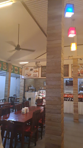 Opinii despre Red Chair în อำเภอเมืองภูเก็ต - การบริการอาหารและที่พัก