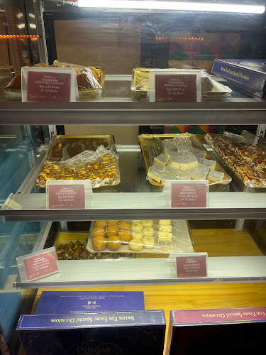 Amritsr Old Town - การบริการอาหารและที่พัก