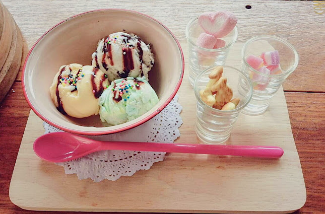 Opinii despre Cafe' De Roo în อำเภอเมืองสงขลา - การบริการอาหารและที่พัก