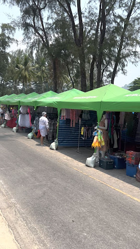 Kata Beach Day Market