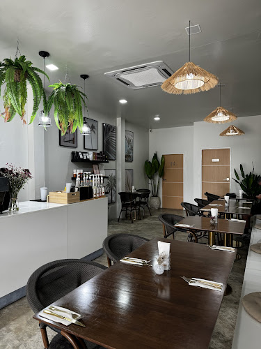Crème Café Phuket - อำเภอเมืองภูเก็ต