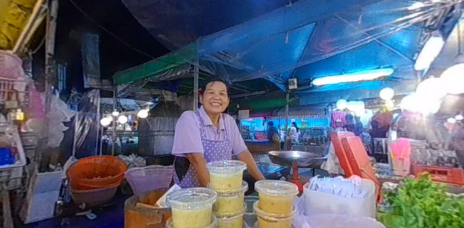 Opinii despre ตลาดสตาร์ไนท์บาร์ซ่า în อำเภอเมืองระยอง - การบริการอาหารและที่พัก