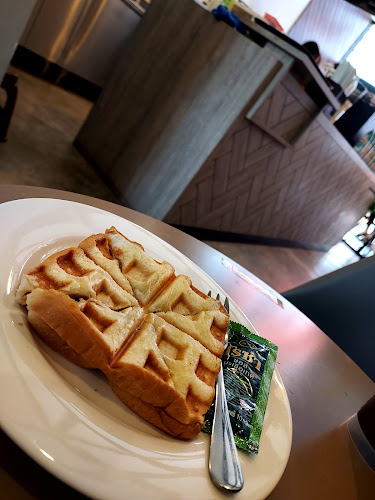 Opinii despre Punthai Coffee สาขาหน้าโรงพยาบาลหาดใหญ่ în อำเภอหาดใหญ่ - การบริการอาหารและที่พัก