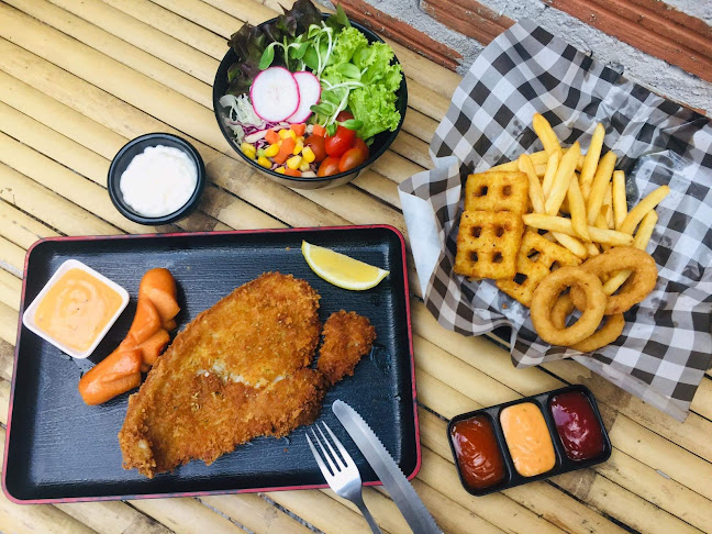 319หมู่9 ถ. ราชสีมา - โชคชัย ตำบล หนองบัวศาลา อำเภอเมืองนครราชสีมา นครราชสีมา 30000