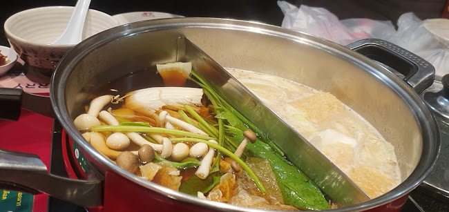 R8RM+2GM, Unnamed Road, ตำบล ฉลอง อำเภอเมืองภูเก็ต ภูเก็ต 83000