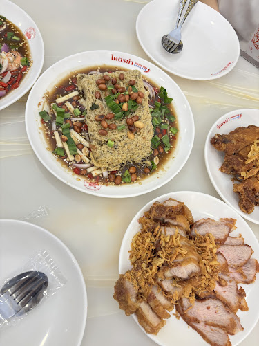 Comentarii opinii despre โคตรยำ ทองหล่อ khoadyum Thonglor