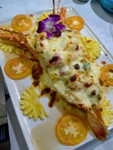 Opinii despre Family Seafood în อำเภอเมืองภูเก็ต - การบริการอาหารและที่พัก