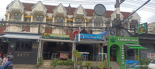 Kiwi Thai Bar