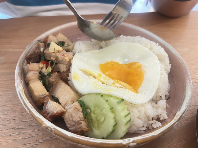 เลขที่202/92 หมู่14 ถนน ตะวันใหม่ ขอนแก่น 40000