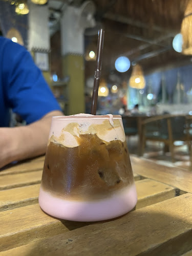 KIRI burger & bowl , kata beach - การบริการอาหารและที่พัก